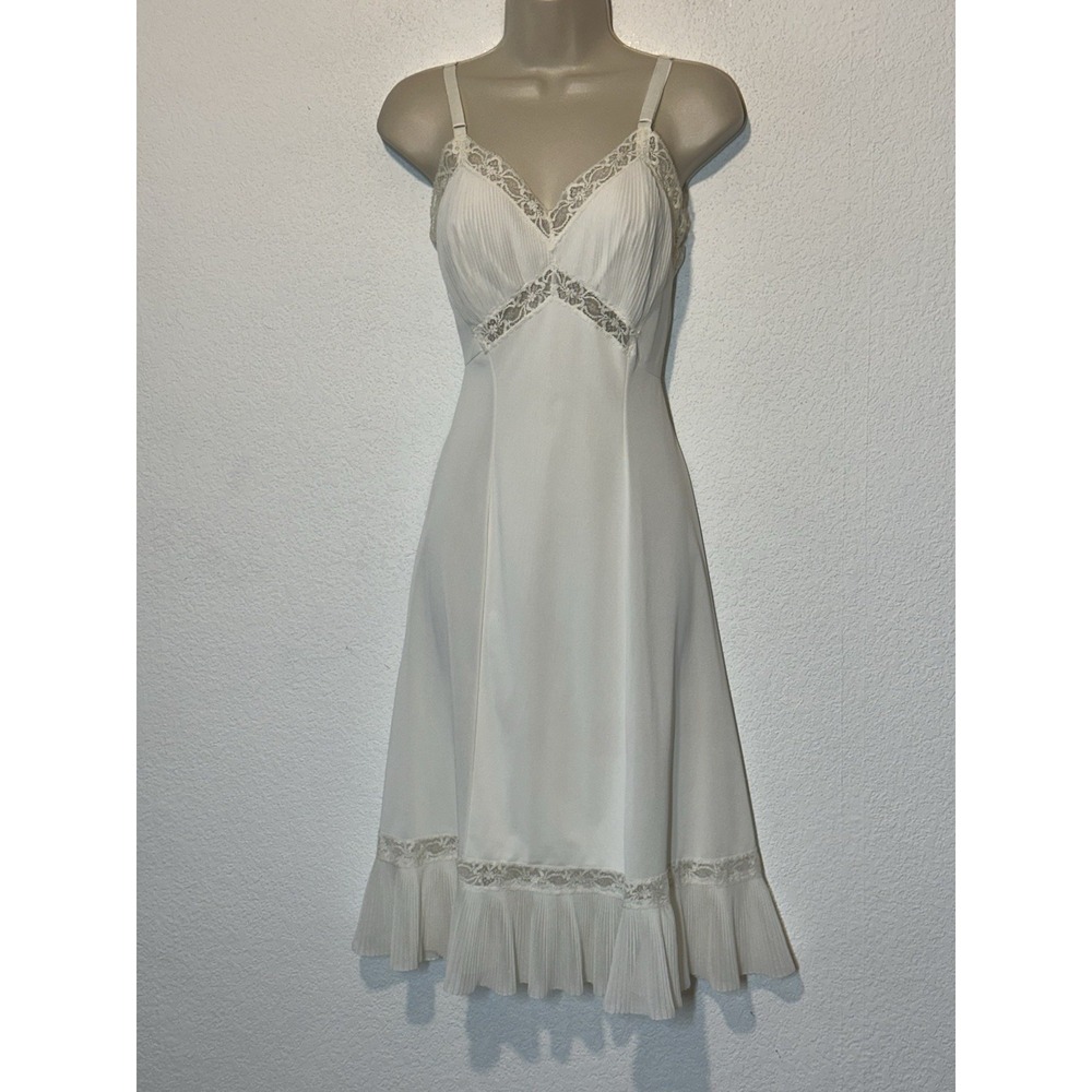 Vtg 70s Powder Puff Lingerie White Full Slip Dress Accordion Hem Lace Nylon 34